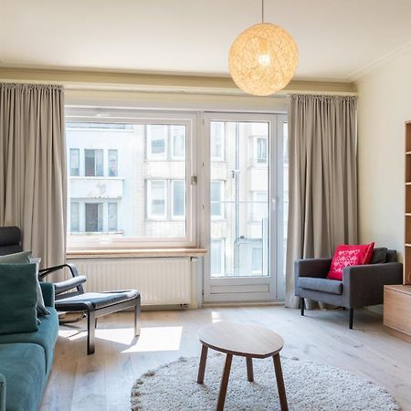 Helene, Appartement Vlakbij Het Strand Ostend Exterior foto